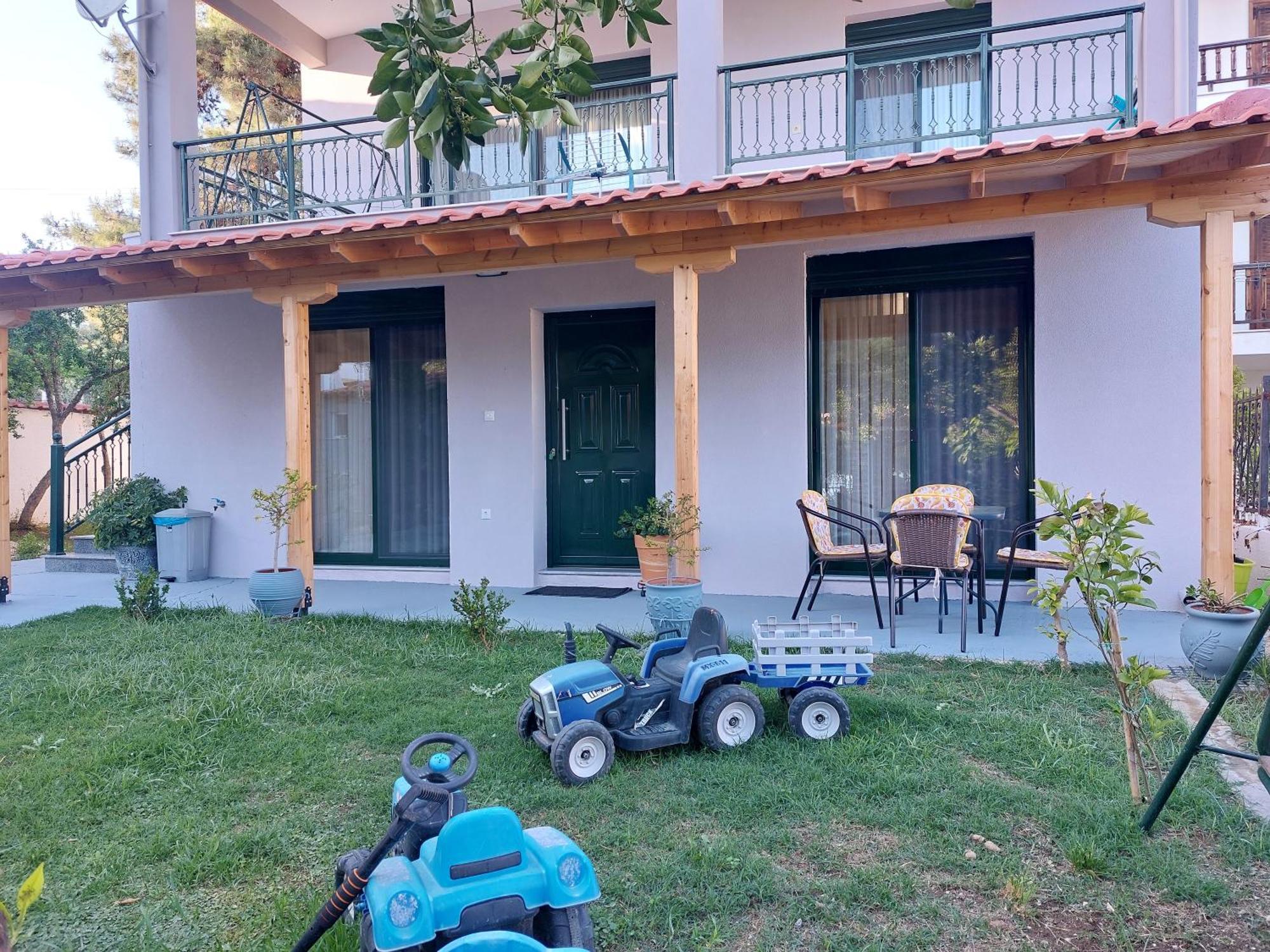 Apartment Irina's Psakoudia